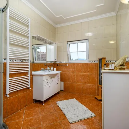 Rege - Wellness House Penzion