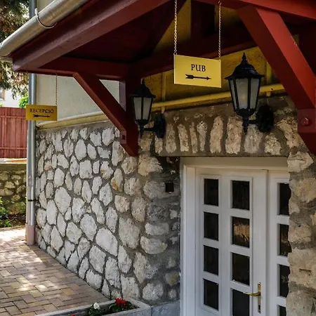 Rege - Wellness House Guest house