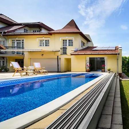 Rege - Wellness House * Eger